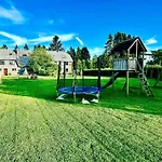아파트 In Beautiful Huenningen